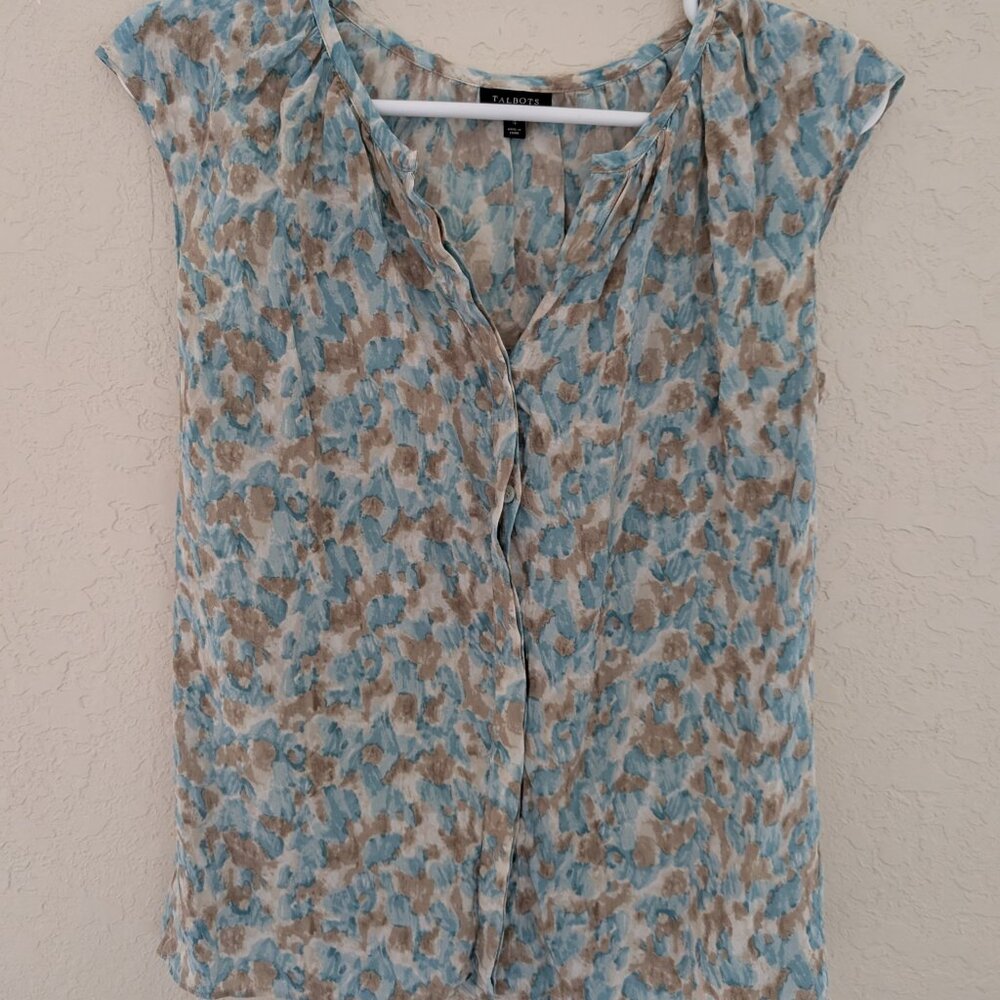 Talbots 100% Silk Watercolor Blue Button Blouse Size 4 - Picture 2 of 6